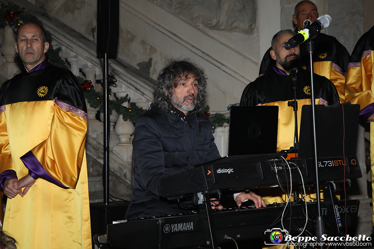 VBS_4543 -  Il Magico Paese di Natale 2024 - Spettacolo di Inaugurazione a Govone.jpg